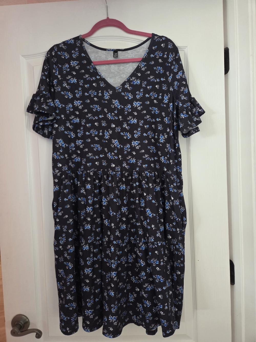 Black Floral V-Neck Knee Length Dress with Ruffle Sleeves